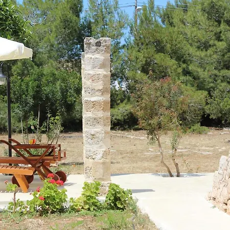 Trullo Le Macchie 別荘