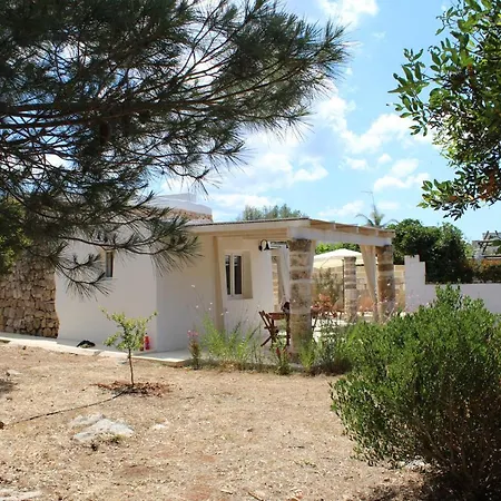 Trullo Le Macchie * トッレ・スーダ