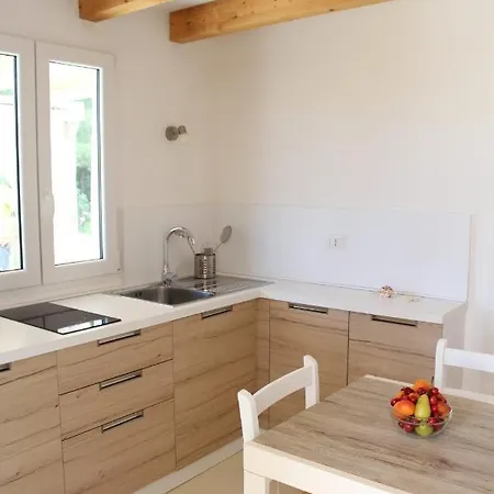 Trullo Le Macchie Torre Suda