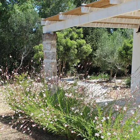 Сasa de vacaciones Trullo Le Macchie Torre Suda